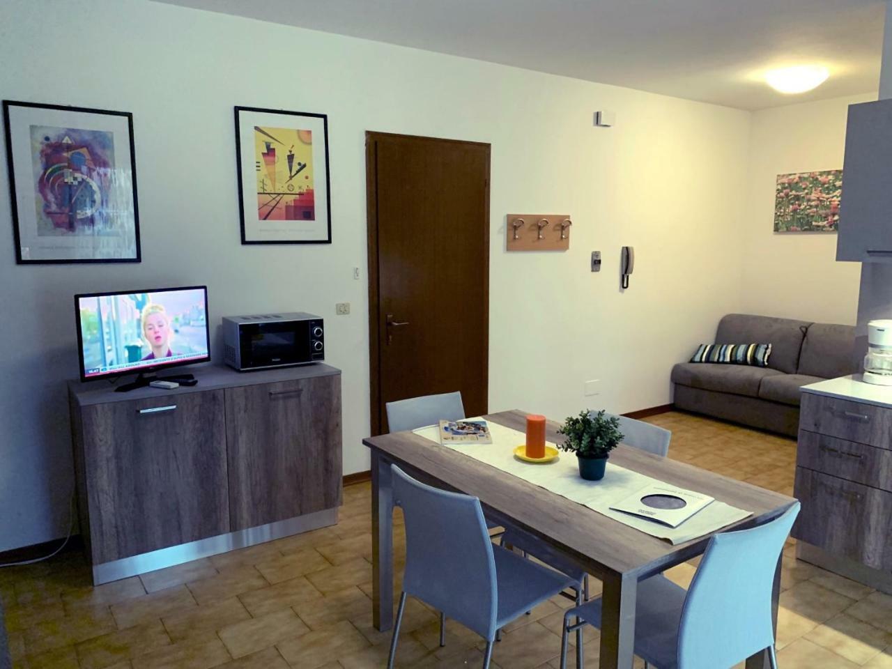 Appartamenti Dei Fiori Lignano Sabbiadoro Extérieur photo